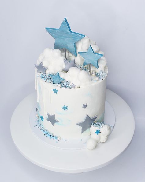 star cake featuring our signature edible clouds and custom sprinkles ✨💎💫 Torturi Baby Shower, Baby Shower Cupcakes For Boy, Christening Cake Boy, Baby Shower Ideas For Boys, Baby Boy Birthday Cake, Cupcakes For Boys, Baby Shower Cakes For Boys, Baby Boy Cakes, Christening Cake