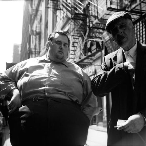 Big and skin by Vivian Maier Vivian Maier Street Photographer, Vivian Mayer, Urban People, Andre Kertesz, Edward Weston, Diane Arbus, Robert Doisneau, Henri Cartier Bresson, Vivian Maier