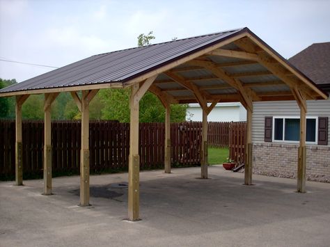 http://www.mobilehomemaintenanceoptions.com/mobilehomecarportideas.php has some shopping and installation tips regarding carports for mobile homes. Diy Rv Carport, Rv Shelter, Carports For Sale, Wooden Carports, Rv Carports, Diy Carport, Car Ports, Carport Kits, Carport Sheds