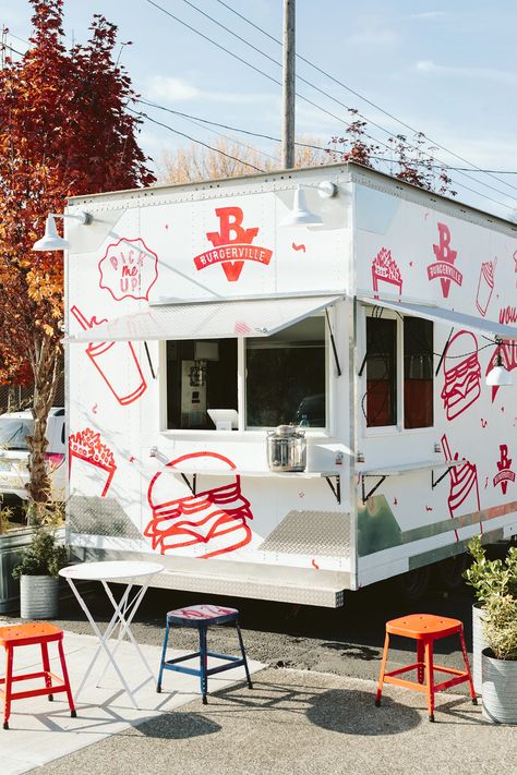 Burger Truck Design, Food Truck Graphics, Burger Truck, Foodtruck Design, Food Trailers, Foodtrucks Ideas, Pizza Food Truck, Street Food Design, Container Restaurant