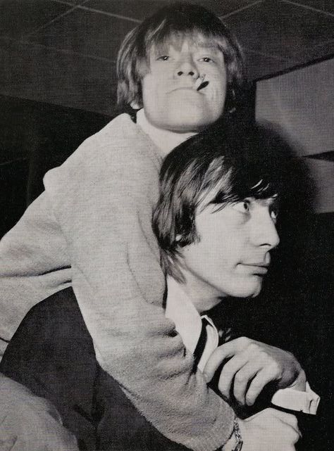 Brian Jones and Charlie Watts Rolling Stones Albums, Brian Jones Rolling Stones, Warren Zevon, Rolling Stones Band, Rollin Stones, Brian Jones, Like A Rolling Stone, Charlie Watts, Rock And Roll Bands