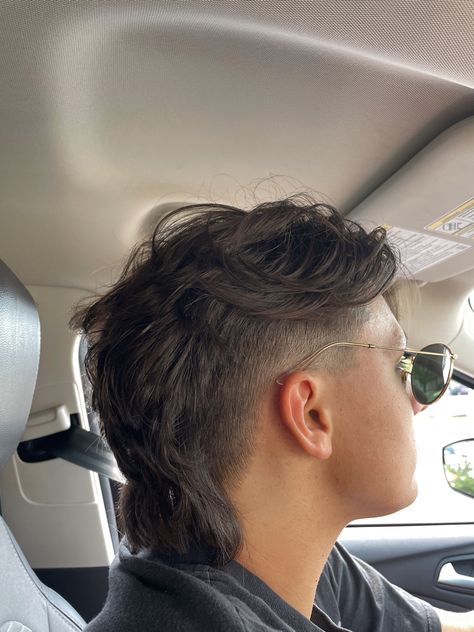 Mullet Androgynous, Haircuts For Men Mullet, Boys Mullet, Short Hair Mullet, Men Mullet, Long Hair Mullet, Curly Hair Mullet, Mullet Haircuts, Haircuts For Short Hair