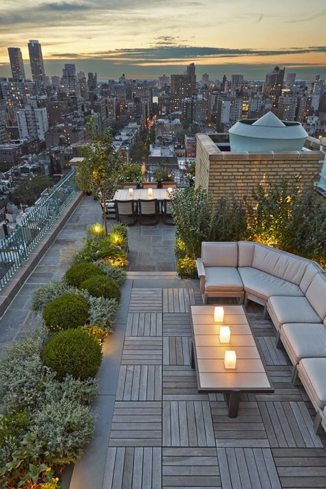 Roof Terrace Design, Rooftop Patio Design, Roof Garden Design, Nyc Rooftop, Terrace Garden Design, Terrace Decor, Restaurant Patio, Rooftop Terrace Design, Rooftop Design