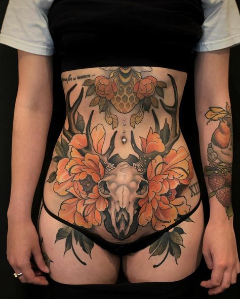 Girl Stomach Tattoos, Lower Belly Tattoos, Abdomen Tattoo, Lower Stomach Tattoos, Tummy Tattoo, Berlin Tattoo, Stomach Tattoos Women, Neotraditional Tattoo, Tattoos Infinity