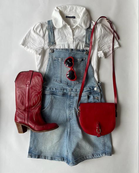 Vintage Americana Outfit Aesthetic, Vintage Americana Summer Outfits, Southern Y2k, Red Outfit Aesthetic Summer, Old Americana Outfits, Vintage Americana Coquette Outfit, Americana Summer Outfit, Vintage Americana Clothes, Coquette Americana Outfits