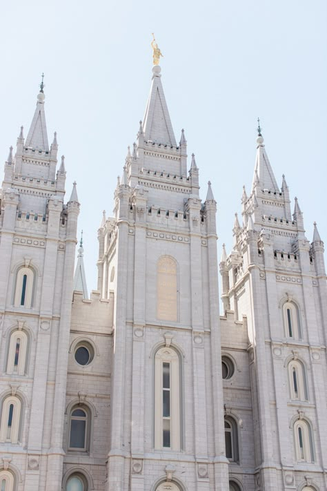 Lds Jesus Christ Pictures, Lds Aesthetic, Lds Pictures, Jesus Christ Lds, Temple Photo, Lds Temple Pictures, Salt Lake City Temple, Church Aesthetic, House Of The Lord