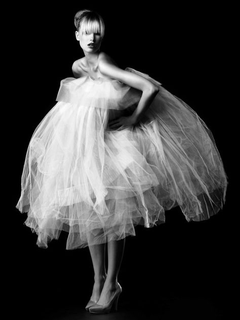 White Photo, Fashion Photo, A Black, Editorial Fashion, Photography Inspiration, Fashion Art, High Fashion, Beautiful Dresses, Tulle Skirt