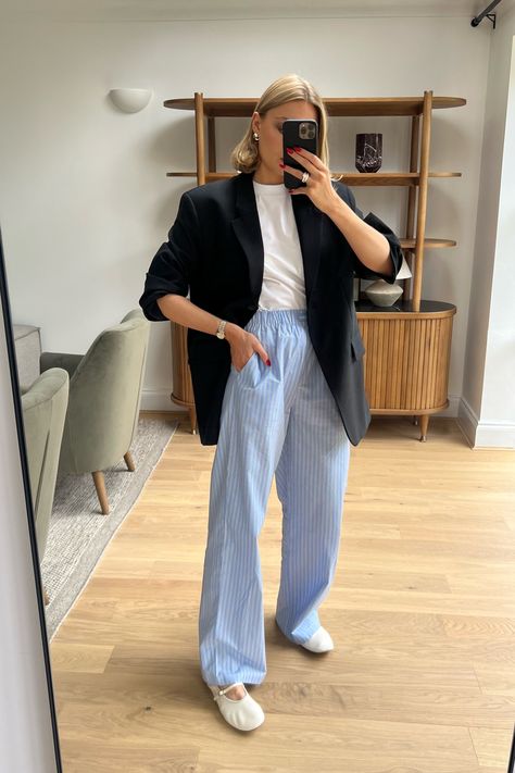 Cotton Pull On Pants - Stripe curated on LTK How To Style Pyjamas Pants, Stripe Blue Pants Outfit, Stripped Pants Stockholm, Stripped Pant Outfits, Cool Mom Aesthetic Outfits, Blue Stripe Pants Outfit, Outfit Pantalon Bleu, Blue Striped Linen Pants Outfit, Pink Striped Pants Outfit