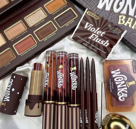 Sheglam Collection, Sheglam Products, Willy Wonka Makeup, Wonka Makeup, Cute Makeup Hacks, Sheglam Makeup, Brown Liquid Lipstick, Chocolate Makeup, Chocolate Girl