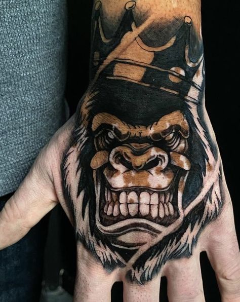 Gorilla King Tattoo, Animal Hand Tattoos For Guys, Monkey Hand Tattoo, Tattoo Aesthetic Hand, Gorilla Hand Tattoo, Tattoo Designs Baddie, Aesthetic Hand Tattoo, Realism Tattoo Sleeve, Cool Hand Tattoos