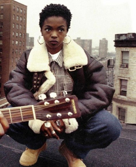 Miss Lauryn Hill, 90s Outfit Party Hip Hop, 90s Outfits Party, Ms Lauryn Hill, Lauren Hill, Throwback Outfits, Looks Rihanna, Regina King, 90s Hip Hop Fashion