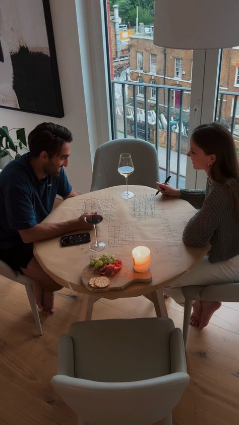 Simple at home idea to try with your s/o Indoor Dates At Home, Couples Date Night Ideas At Home, Date Night Ideas At Home, At Home Date Night Ideas, Home Date Night Ideas, Couples Game Night, Dots And Boxes, Pen And Paper Games, Date Night At Home