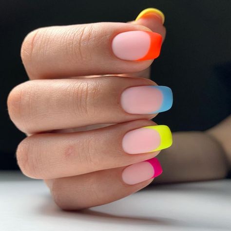 Neon French Nail Designs, Rainbow Beach Nails, Beach Neon Nails, Flouresant Nails, Fluorescent Nail Designs, Square Rainbow Nails, Simple Neon Makeup, Neon French Tip Nails Short, Neon Tips Acrylic Nails