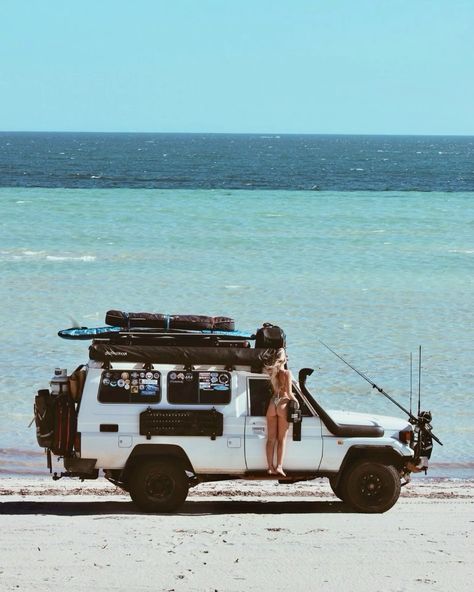 #idhikethat #adventurenthusiasts #adventure #outdooradventures #outdoors #getoutandexplore #roadtrip #travelphotography #travel #landscapes Surfing Training, Trip Hacks, Adventure Car, Beach Cars, Suns Out, Surf Life, Road Trip Hacks, Travel Australia, Beach Camping