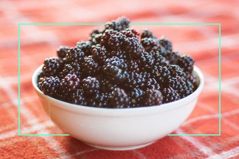 Blackberry Benefits, Blackberry Cake, Black Berries, Blackberry Recipes, Yummy Fall Recipes, High Fiber Foods, Fiber Foods, Delicious Fruit, Healthy Digestion