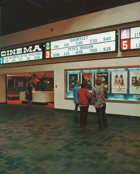 Pleasant Family Shopping: General Cinema's Feature Presentation Here are a few scenes from various General Cinema theatres from 1976 through 1980. If you grew up going to any of their theatres during or around that era, these photos should resonate. Movie Theater Aesthetic, Theater Aesthetic, Vintage Movie Theater, Movie Marquee, Cinema Aesthetic, Pete Dragon, Vintage Mall, Mall Stores, Cinema Theatre