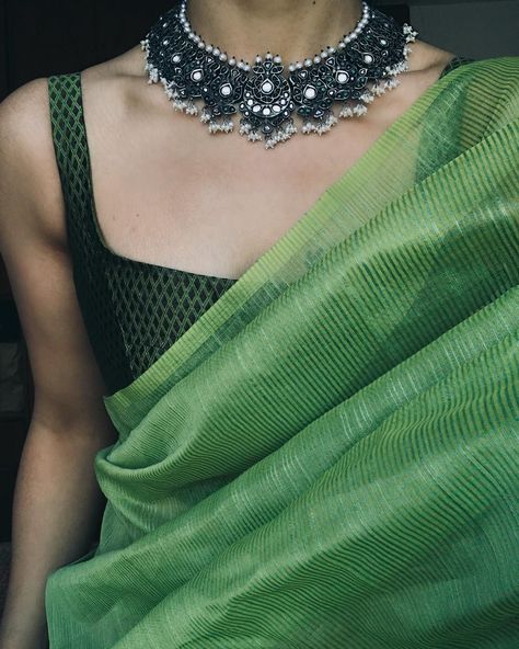 oxidised jewellery for pre-wedding functions Square Neck Dress Jewelry, Blouse Designs Latest Square Neck, Square Neck Jewelry Ideas, Square Neck Jewelry, Deep Square Neck Blouse, Square Saree Blouse, Blouse Square Neck Designs, Saree Accessories Jewellery, Blouse Designs Square Neck