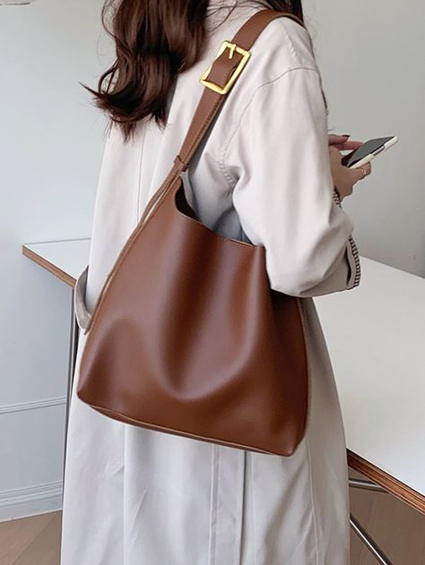 Fashion Handbags, Fashion Silhouette, Everyday Purse, Pu Leather Bag, Classic Bags, Crossbody Bag Women, Styl Vintage, Sling Bag, Hobo Bag