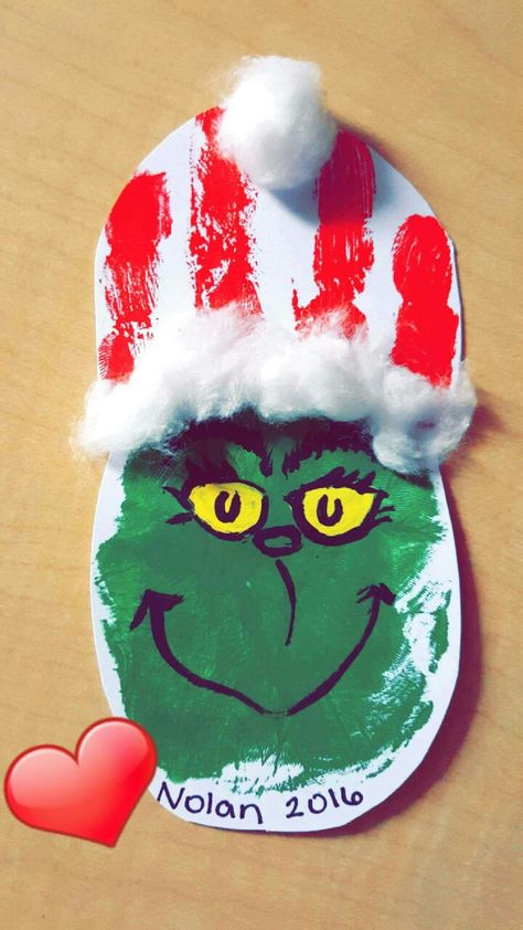 Child's handprint, I hand painted the face. Christmas ornament. Themed Christmas Party Ideas, Grinch Themed Christmas Party, Grinch Themed Christmas, Themed Christmas Party, Baby Christmas Crafts, Ideas Decoracion Navidad, Christmas Party Ideas For Teens, Grinch Crafts, Christmas Party Ideas