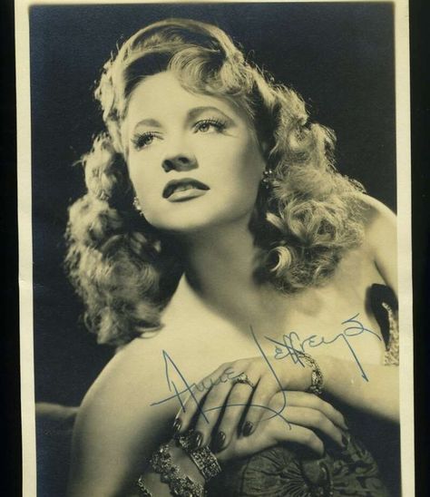 ∀ Anne Jeffreys JSA Coa Signed 5x7 Photo Autograph: Vendor: khw Type: Price: 98.99 Anne Jeffreys JSA Coa Signed 5x7 Photo Autograph 👉 shrsl.com/4fuj5 👈 #GradedCards #SportsHistory #LimitedEdition #HobbyCollector #CardCommunity Anne Jeffreys, Goldsboro North Carolina, Famous Photos, Western Film, Hollywood Walk Of Fame, Walk Of Fame, An Angel, Vintage Beauty, American Actress