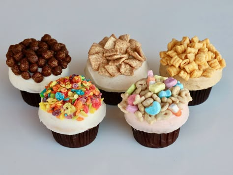 Cereal Themed Party, Gourmet Cupcake Recipes, Sprinkles Cupcakes, Breakfast Cupcakes, Cereal Bar, Breakfast Party, Cinnamon Toast Crunch, Cupcake Flavors, Fruity Pebbles