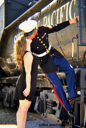 USMC, pre-deployment pictures ♡ Deployment Pictures, Usmc Uniforms, Usmc Girlfriend, Marine Girlfriend, Military Couple, Interracial Couples Bwwm, Marines Girlfriend, Military Couples, Sailor Jerry