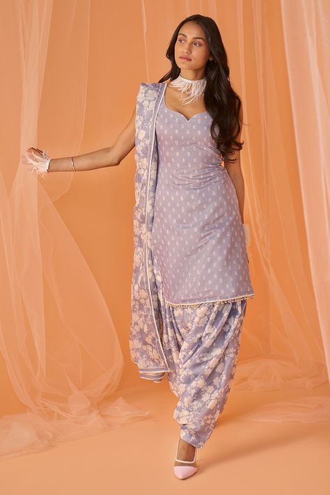 Grey kurta with floral prints and stone work embroidery. Paired with chanderi draped pant and dupatta. Components: 3 Pattern: Printed, Embroidered Type Of Work: Floral Neckline: Sweetheart Sleeve Type: Sleeveless Fabric: Chanderi, Lining: Chanderi Color: Grey Other Details:  Side slits Border detailing Printed, embroidered dupatta Occasion: Wedding - Aza Fashions Sleeveless Suit Design, Drape Pants, Tailored Clothes, Sleeveless Suit, Punjabi Suit, Altering Clothes, Straight Kurta, Salwar Kameez Designs, Suit Designs