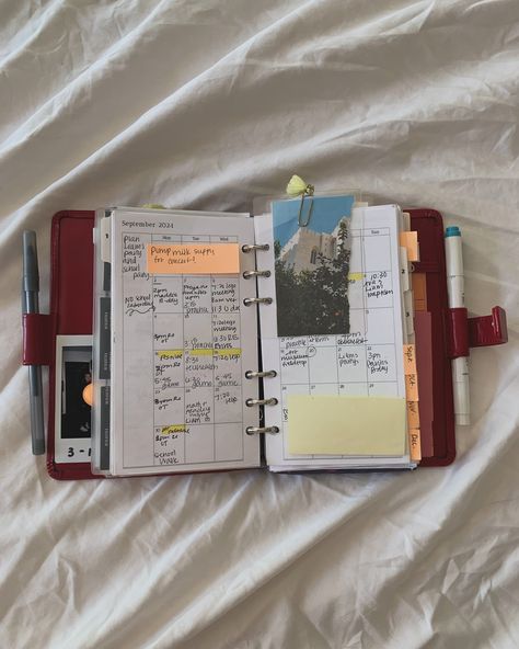 Filofax Aesthetic, Filofax Ideas, Physical Media, Study Aesthetics, Functional Planning, Lifestyle Planner, Filofax Personal, 2024 Planner, Ring Binders