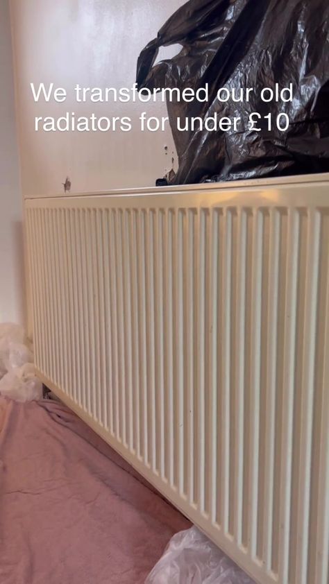 IT’S no secret that renovating your home can be pretty expensive, and that’s exactly why one couple decided to take the DIY route. Georgia-Leigh and her partner, who live in Manchester, wanted to upgrade their radiators, but getting knew ones quickly went out of the window when they realised how much it would cost. The […] Panelled Walls With Radiator, Bedroom With Radiator, Radiator Paint Ideas, Radiator Ideas, Diy Radiator Cover, Painted Radiator, Old Radiators, Radiator Shelf, Home Radiators