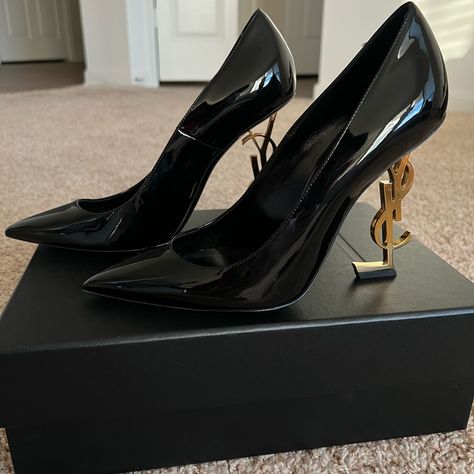 I’m Selling A Saint Laurent Heels In Very Good Shape Like New Im Use Just 1 Time For Photo Shoot Size 9 Come With Box And Dust Bags Ysl Shoes Aesthetic, Ysl Black Heels, Ysl Heel Dream, Ysl Heels Black, Ysl Pumps, Heels Saint Laurent, Ysl Tribute Heels, Graduation Heels, Saint Laurent Heels