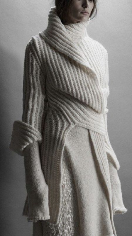 7bb060764a818184ebb1cc0d43d382aadesc34842262ri Pullover Mode, Knitwear Fashion, Knitwear Design, White Sweater, Knit Fashion, Mode Inspiration, Knitting Inspiration, Sweater Fashion, Knitting Designs