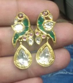 . Polki Chain, Open Setting Polki Earrings, Green Meenakari Chandelier Earrings Bollywood Style, Green Polki Earrings, Jadau Earrings, Victorian Polki Earrings, Green Meenakari Gold-plated Earrings, Parrot Design, Parrot Earrings