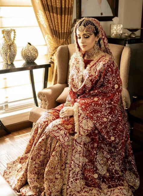 Pakistani Bridal Couture, Designer Suits Online, Red Bridal Dress, Asian Bridal Dresses, Asian Wedding Dress, Indian Bride Outfits, Bridal Lehenga Collection, Bridal Dresses Pakistan, Pakistani Wedding Outfits