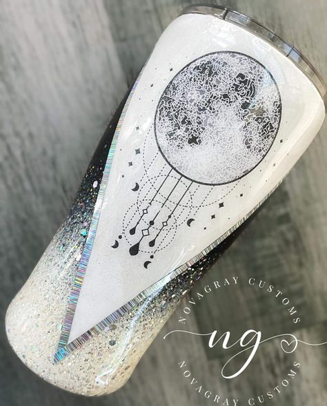 Moon Tumbler Ideas, Witchy Tumbler Cup, Witchy Tumbler Ideas, Spring Tumbler Ideas, Fall Tumbler Cups, Tattoo Tumbler, Witchy Tumbler, Halloween Tumblers, Cup Tattoo