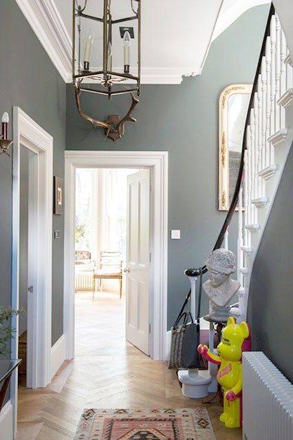 Ever Grey - Hallway Design Ideas & Pictures – Decorating Ideas (houseandgarden.co.uk) Grey Hallway, Hallway Paint, Hall Colour, Victorian Hallway, Hall Decoration, Hallway Colours, Casa Clean, Hallway Inspiration, Modern Country Style