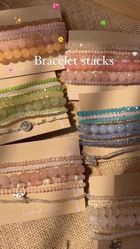 How To Make Beads Bracelet Design, Beaded Stacking Bracelets, Handmade Bead Bracelet Ideas, How To Make Pretty Bracelets, Handmade Beads Bracelets, Cute Handmade Bracelets Beads, Stacking Beaded Bracelets, Bracelet Beads Ideas Handmade Jewelry, Bracelet Making With Friends