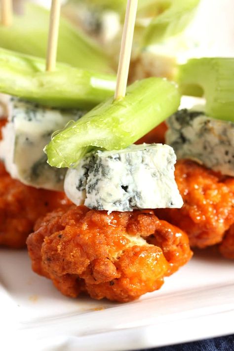 Buffalo Chicken Skewers with Spicy Avocado Ranch Dipping Sauce | TheSuburbanSoapbox.com #GameDaySnackHacks Ranch Dipping Sauce, Big Hats, Skewer Appetizers, Avocado Ranch, Buffalo Chicken Dip, Chicken Bites, Christmas Brunch, Chicken Skewers, Derby Party