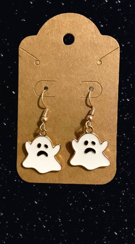 $10 order here: https://www.instagram.com/p/CxvsJ02OdPP/?igshid=MzRlODBiNWFlZA== Cheap Cute Halloween Earrings, Spooky Handmade Halloween Earrings, Whimsical Halloween Earrings, Sheet Ghost Earrings, Spooky Halloween Drop Earrings, Ghost Earrings, Spooktacular Halloween, Spooky Ghost, Pumpkin Earrings