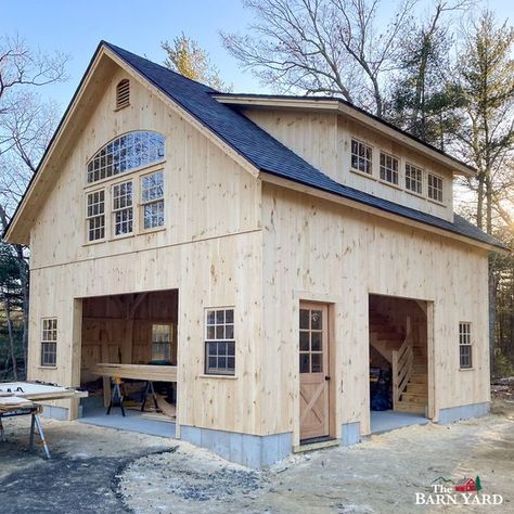 Carriage House Garage, Garage Guest House, Carriage House Plans, Garage Addition, Barn Kits, Barn Style House Plans, Barn Garage, Garage Apartments, Barns Sheds