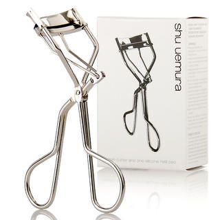 tips on making your eye makeup last longer Shu Uemura Eyelash Curler, Best Eyelash Curler, Eyelash Curlers, Lash Curler, Long Lasting Curls, Shu Uemura, Beautiful Curls, Eyelash Curler, Perfect Curls