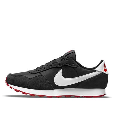 (GS) Nike MD Valiant 'Bred' CN8558-016 (SNKR/Retro/Low Top) Tenis Nike, Shoe Design, Gym Shoes, Sneakers Men Fashion, Work Shoes, Men Fashion, Low Top, Designer Shoes, Scrubs