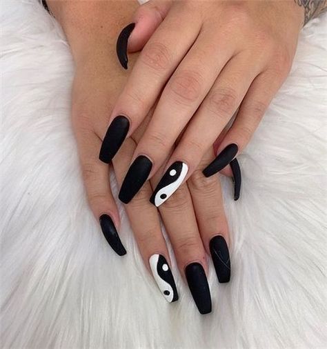 Black Acrylic Nail Designs, Black And White Nails, Black Acrylic Nails, Punk Nails, Long Acrylic Nails Coffin, Acrylic Nails Coffin Short, Neon Nails, Fall Nail, Fire Nails