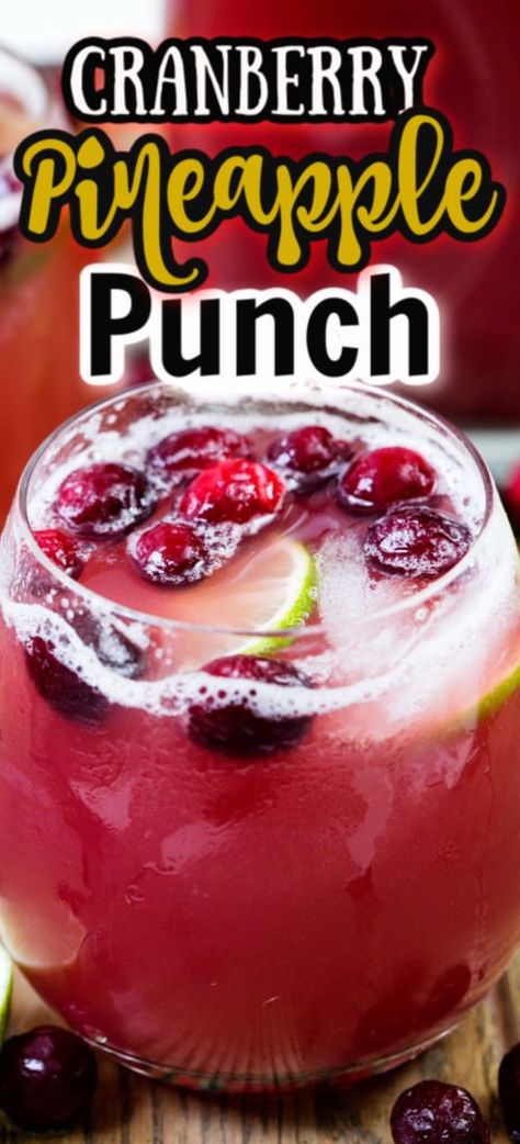 Adult Christmas Punch, Cocktail Recipes Pineapple Juice, Cranberry Pineapple Punch, Cranberry Vodka Punch, Christmas Drinks Nonalcoholic, Drinks With Pineapple Juice, Drinks With Cranberry Juice, Holiday Punch Recipe, Cranberry Punch