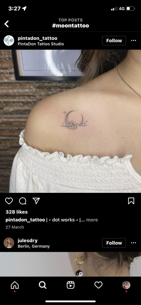 Below The Collar Bone Tattoo, Tattoo Designs For Collar Bone, Moon Tattoo Designs Collar Bone, Collar Bone Flower Tattoos For Women, Aesthetic Collar Bone Tattoo, Tattoos Near Collar Bone, Tattoo Ideas For Collar Bone For Women, Small Girlie Tattoos Ideas, Tattoo For Collar Bone For Women