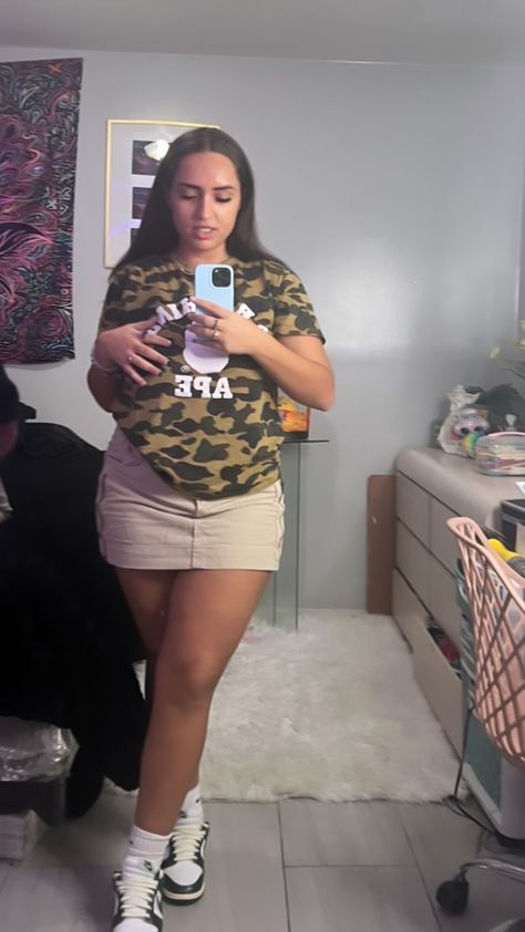 Cargo Skirt And Graphic Tee, Cargo Skirt Outfit With Dunks, Skirt With Panda Dunks, Bape Dunks, Mini Cargo Skirt Outfit, Cargo Skirt Outfit Black Women, Cargo Mini Skirt Outfit, Dunks Outfits, Larry June