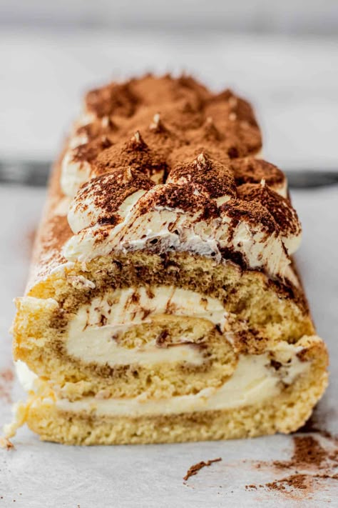 tiramisu cake roll. Tiramisu Log Cake, Tiramisu Roll Cake, Tiramisu Swiss Roll, Tiramisu Cake Roll, Roulade Cake, Rolled Cakes, Tiramisu Cake Recipe, Jelly Roll Cake, Swiss Roll Cake