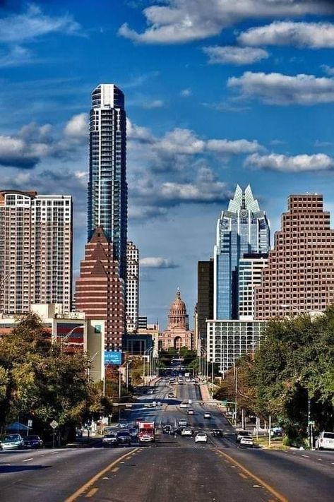 Jefferson Texas, Austin Texas Skyline, Surreal Places, Texas State Capitol, Houston Skyline, 7 Continents, Tall Buildings, Texas Travel, Texas State