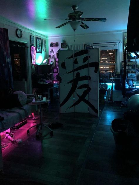 Cyberpunk Room Decor, Cyberpunk Room Ideas, Cyberpunk Bedroom, Cyberpunk Apartment, Cyberpunk Interior, Cyberpunk Room, Tumblr Rooms, Neon Room, New Retro Wave