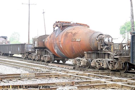 ISCX bottle train , with hot pig iron from a blast furnace to a refining steel furnace Dolton IL. American Industrial Revolution, Bethlehem Steel, Blast Furnace, Pig Iron, Steel Industry, Circus Train, Steel Worker, Youngstown Ohio, Steel Mill