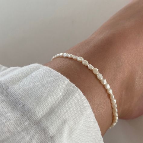 Tribe Jewelry, Seed Bead Anklet, Pearl Ankle Bracelet, Jewelry Mood Board, Bead Anklet, Natural Pearl Necklace, Pearl Anklet, Gold Anklet, Pearl Choker Necklace